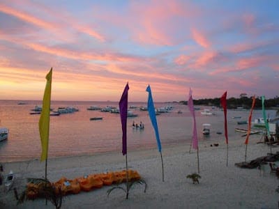 Pink sky sunset on Malapascua Island Philippines. The Backpacking Housewife