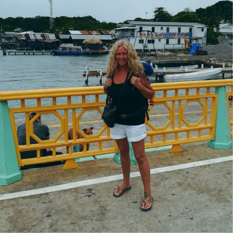 The Backpacking Housewife on a visa run from Honduras to Panama City Panama