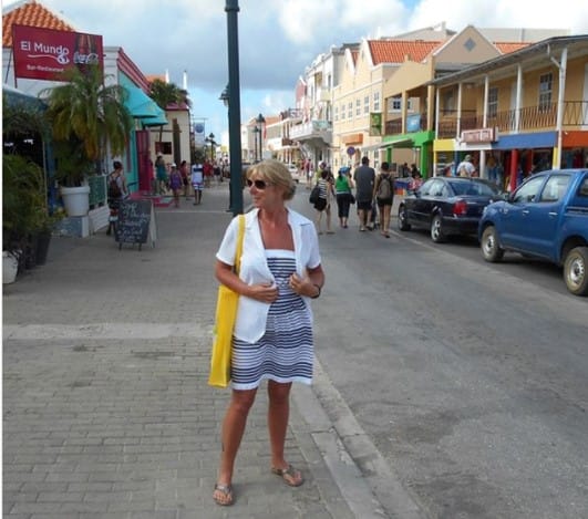 The Backpacking Housewife shopping on the French Caribbean island of St Barthelemy
