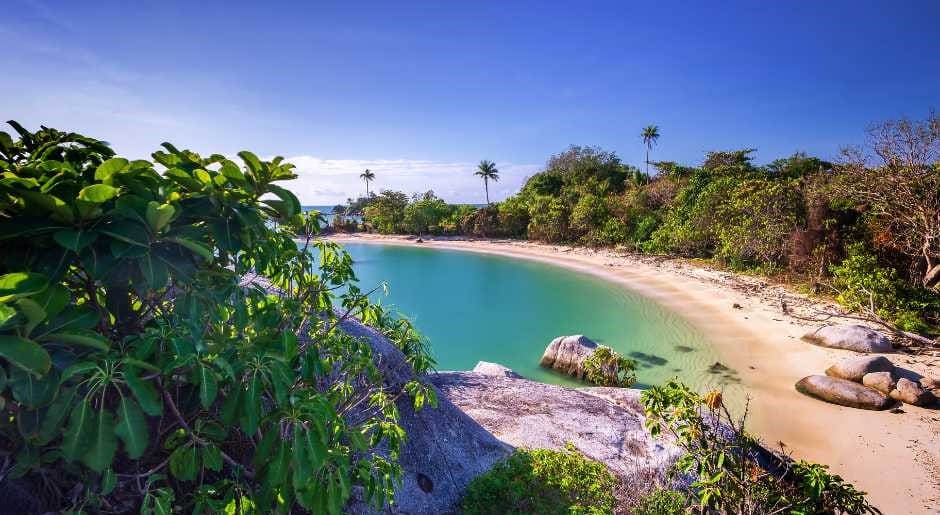 mirota beach batam island