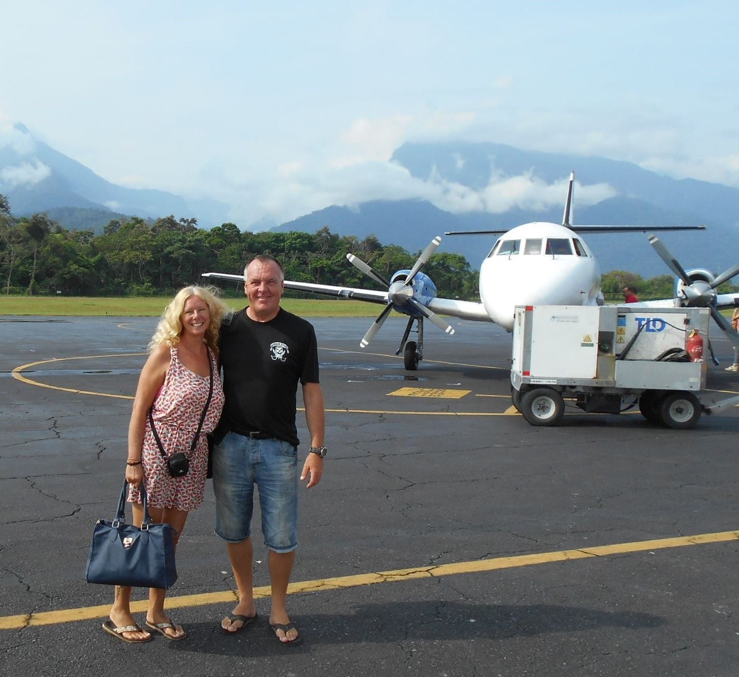 The Backpacking Housewife and Backpacking Husband explore Honduras Central America. Travel in midlife.