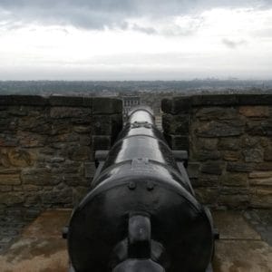 gun at edinburgh castle