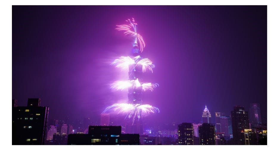 TAIPEI 101 TOWER FIREWORKS
