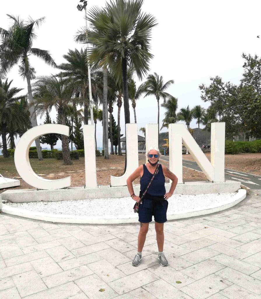 The Giant Cijin Sign