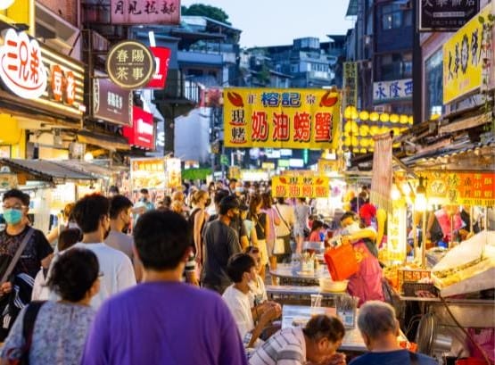 LIUHE NIGHT MARKET CROWDS