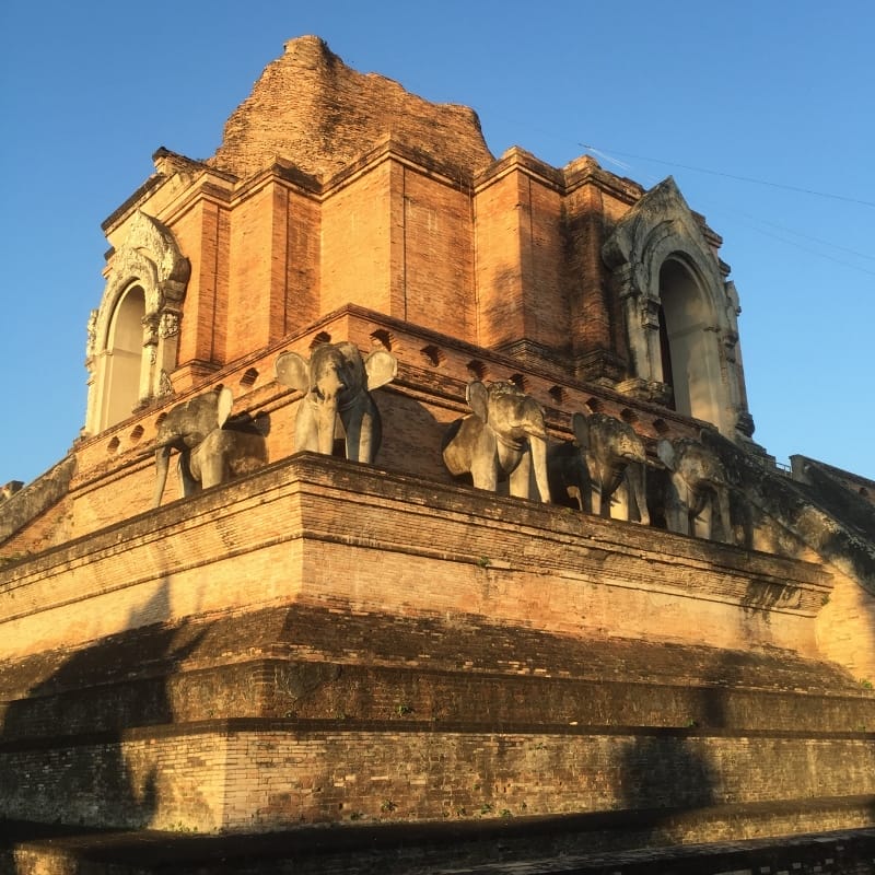 WAT CHEDI LUANG is an enormous 15th century temple - dating back to 1481.