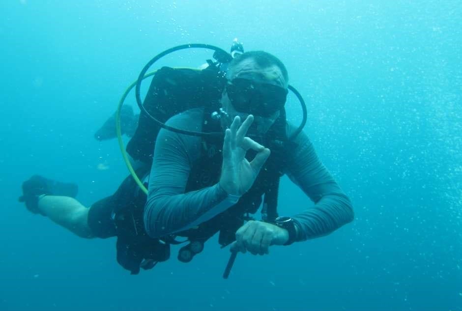 The Backpacking Husband Scuba Diving