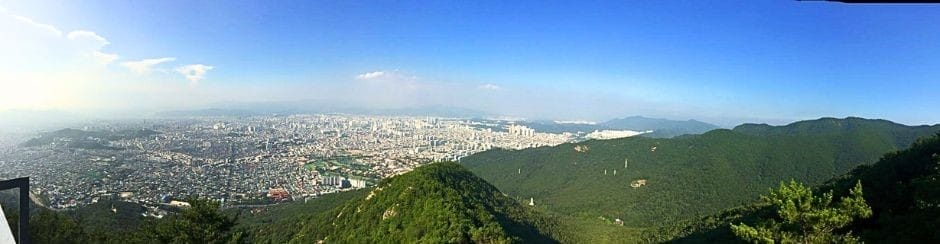 On clear days, the view from Apsan Mountain extends far beyond the city, allowing you to see the nearby mountains, the Nakdong River, and the sprawling urban landscape below.