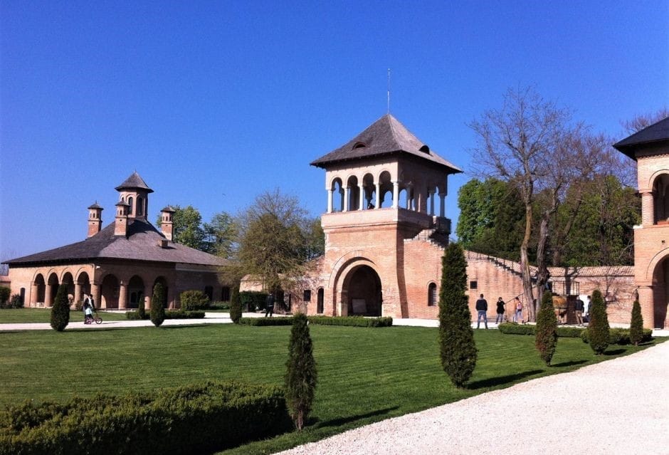 Mogosoaia Palace is more than just a beautiful photo opportunity